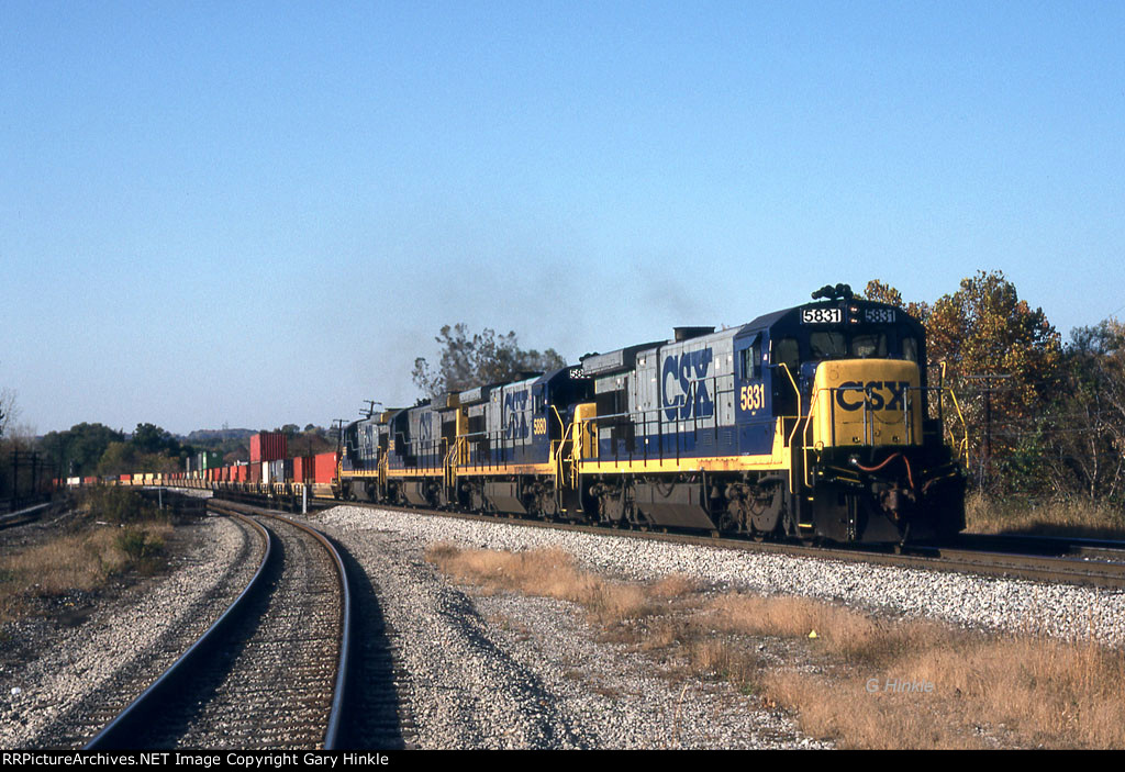 CSXT 5831